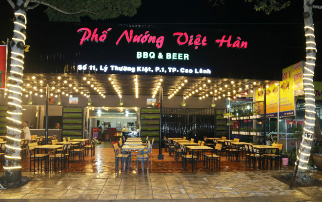 Làm biển quảng cáo lẩu nướng tại Hà Nội