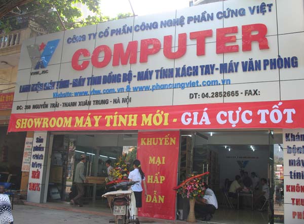 Mẫu biển quảng cáo máy tính ốp nhôm chữ nổi